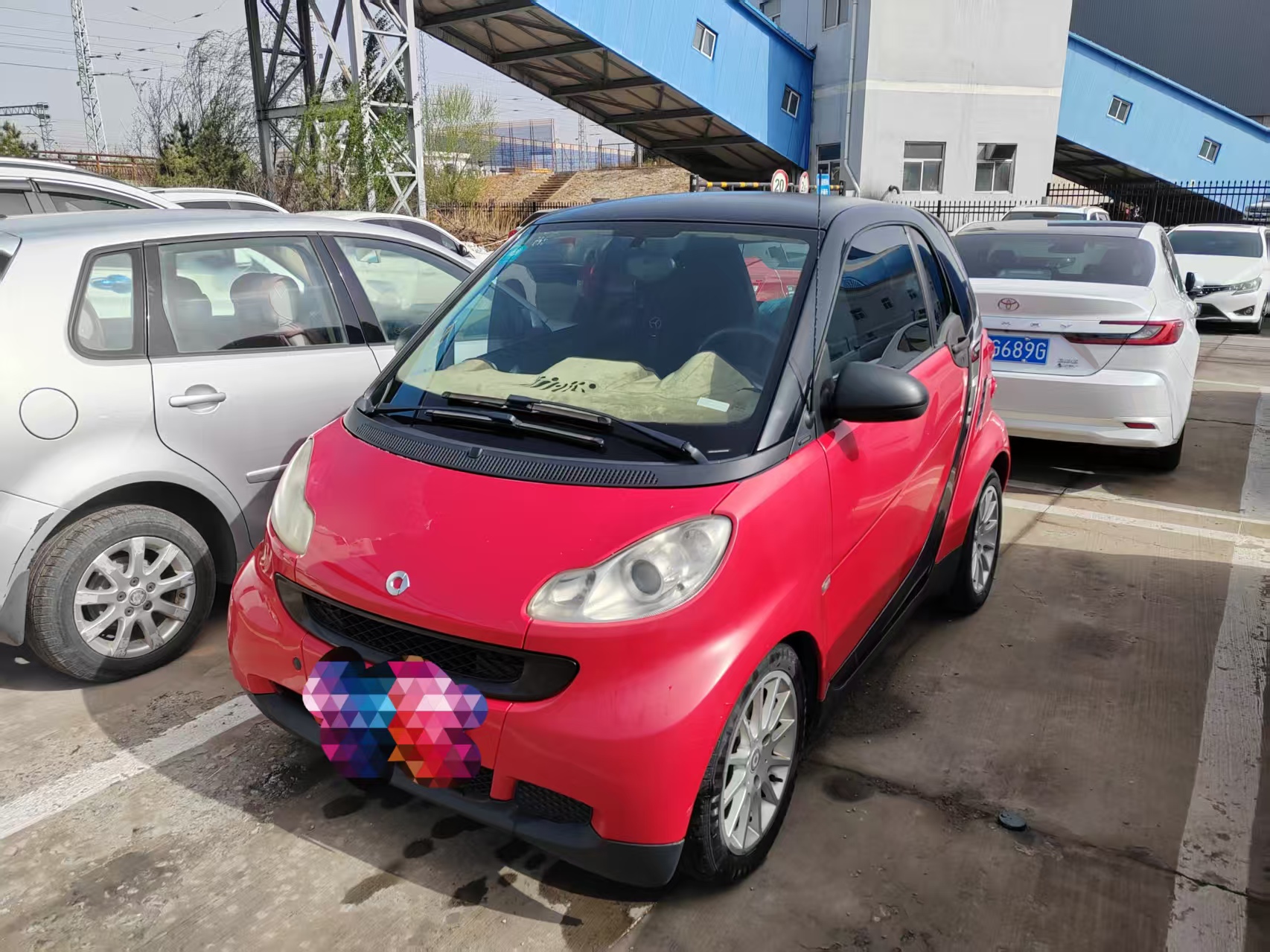 出售此车，奔驰smart，10年，15000，可过户保险刚买